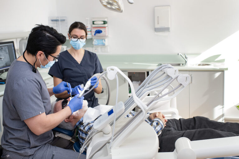 Dental implant East Melbourne - Implant dentist East Melbourne Dental Group