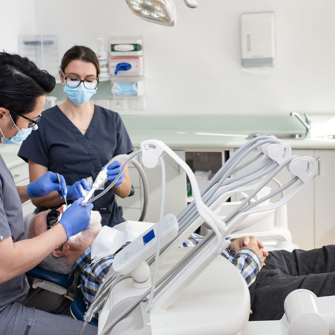 Dental implant East Melbourne - Implant dentist East Melbourne Dental Group